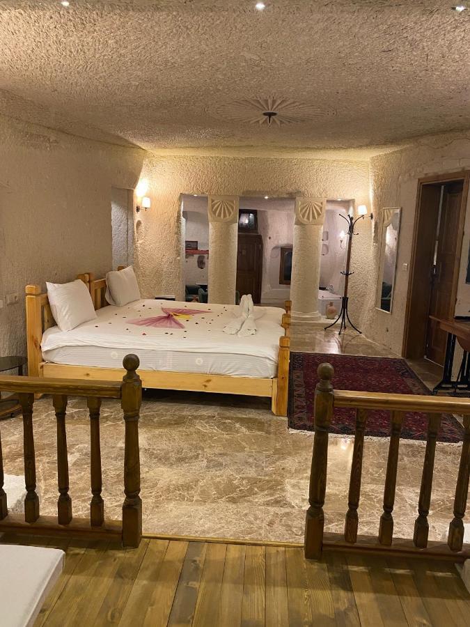 Abu Hayat Cave Suites Ortahisar Exterior foto