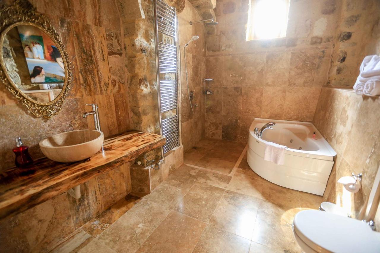 Abu Hayat Cave Suites Ortahisar Exterior foto